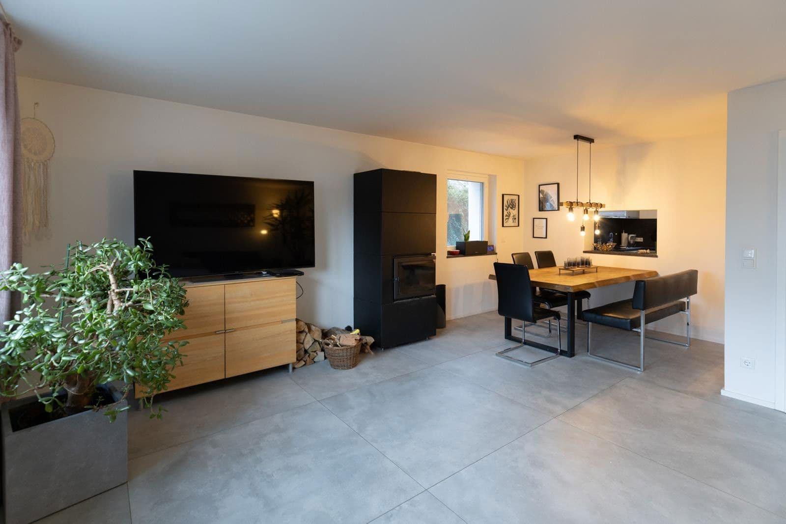 Predaj domu 145 m², pozemek 340 m², Fürther Str. 46, Roßtal, Bavorsko Predaj domu 145 m², pozemek 340 m², Fürther Str. 46, Roßtal, Bavorsko