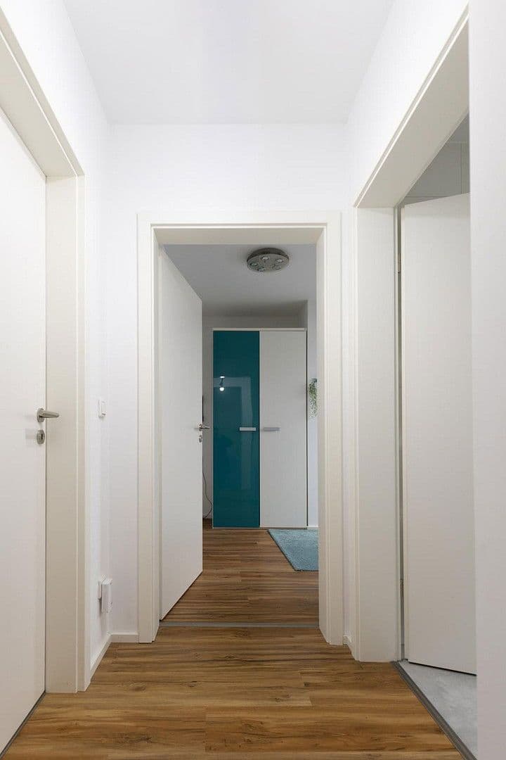 Predaj domu 145 m², pozemek 340 m², Fürther Str. 46, Roßtal, Bavorsko Predaj domu 145 m², pozemek 340 m², Fürther Str. 46, Roßtal, Bavorsko