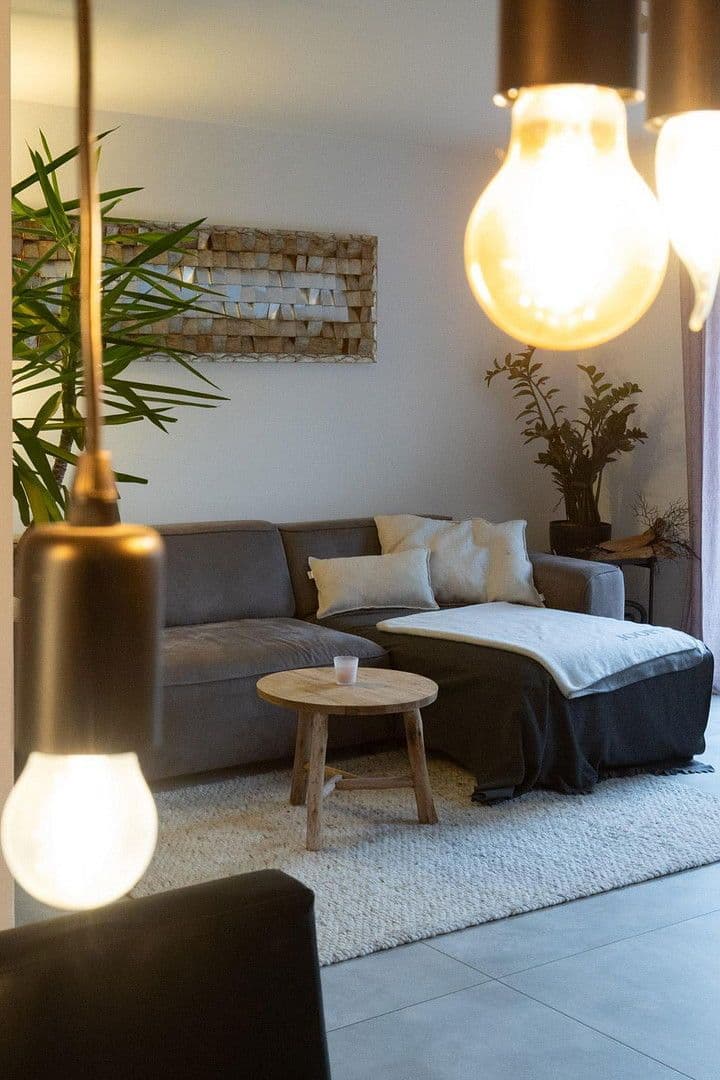 Predaj domu 145 m², pozemek 340 m², Fürther Str. 46, Roßtal, Bavorsko Predaj domu 145 m², pozemek 340 m², Fürther Str. 46, Roßtal, Bavorsko