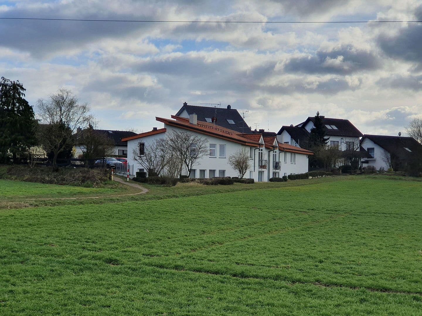 Prenájom bytu 3-izbový 105 m², Rödermark, Hesensko Prenájom bytu 3-izbový 105 m², Rödermark, Hesensko