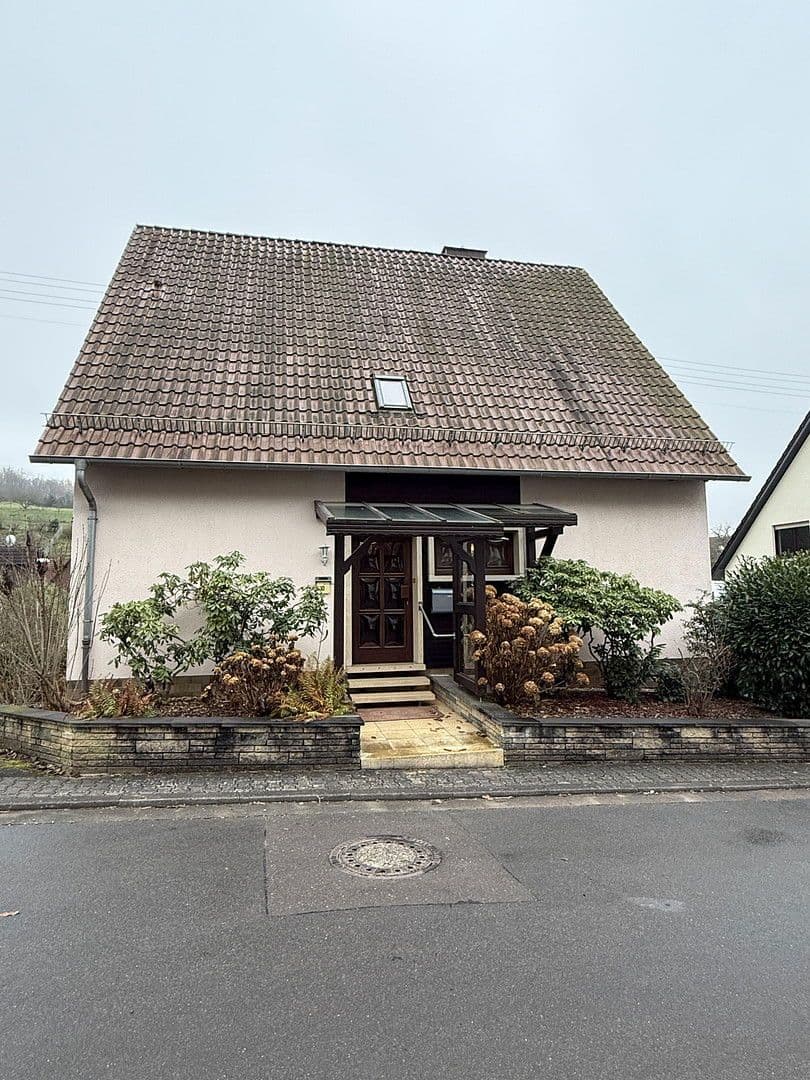 Predaj domu 144 m², pozemek 520 m², Im Kirschgarten 10, Olsbrücken, Porýnie-Falcko Predaj domu 144 m², pozemek 520 m², Im Kirschgarten 10, Olsbrücken, Porýnie-Falcko