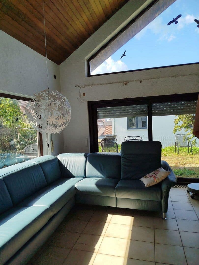 Predaj domu 179 m², pozemek 947 m², Neuenstadt am Kocher, Bádensko-Wurttembersko Predaj domu 179 m², pozemek 947 m², Neuenstadt am Kocher, Bádensko-Wurttembersko