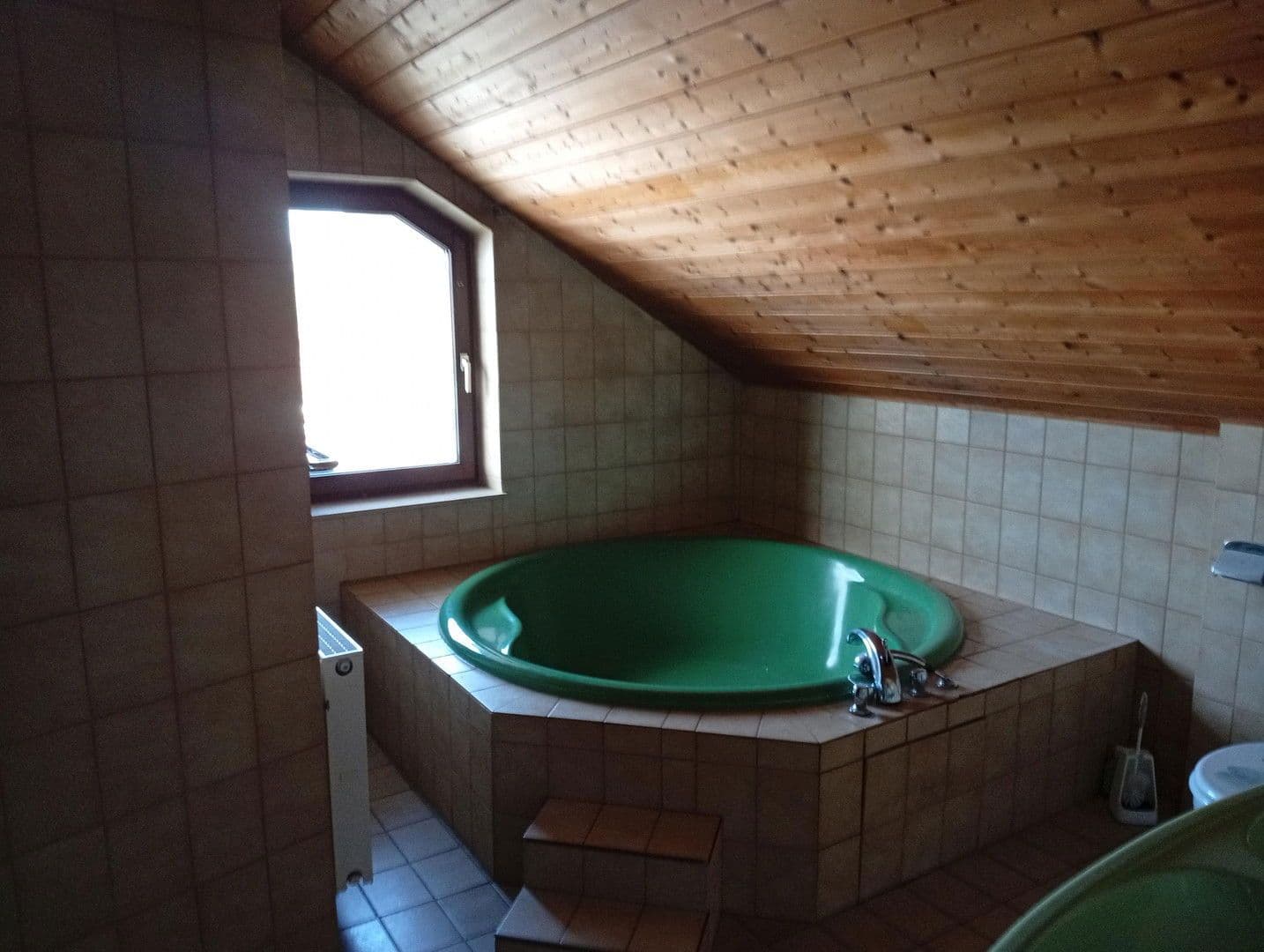 Predaj domu 179 m², pozemek 947 m², Neuenstadt am Kocher, Bádensko-Wurttembersko Predaj domu 179 m², pozemek 947 m², Neuenstadt am Kocher, Bádensko-Wurttembersko