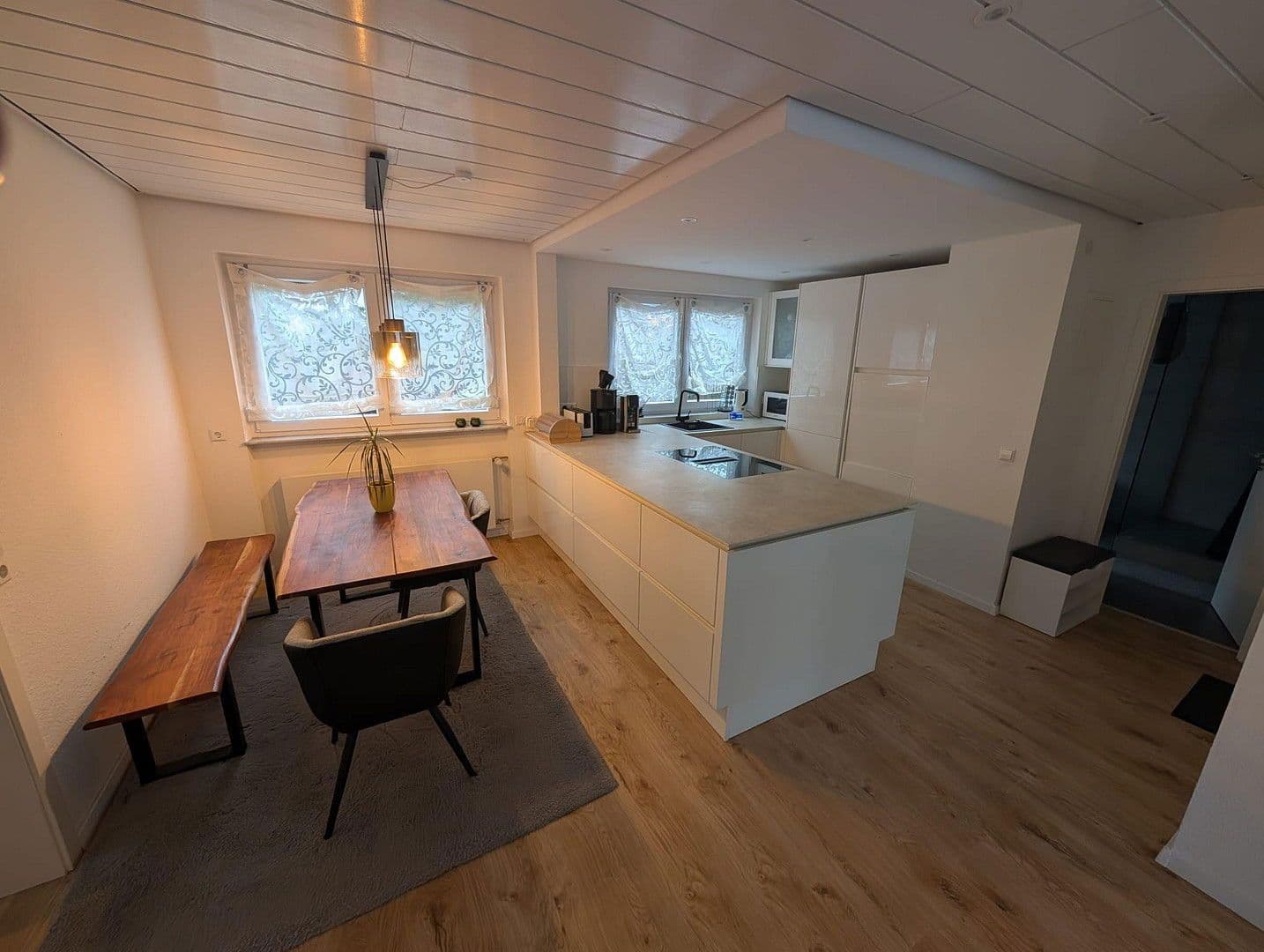 Prenájom bytu 3-izbový 74 m², Böblingen, Bádensko-Wurttembersko Prenájom bytu 3-izbový 74 m², Böblingen, Bádensko-Wurttembersko