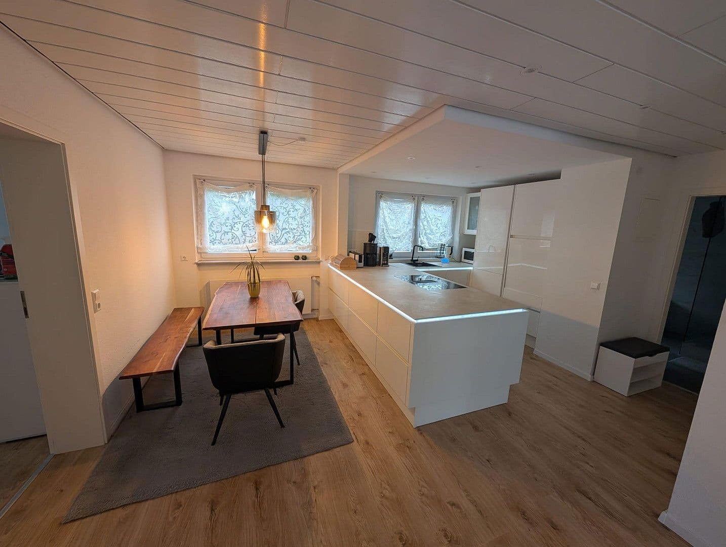 Prenájom bytu 3-izbový 74 m², Böblingen, Bádensko-Wurttembersko Prenájom bytu 3-izbový 74 m², Böblingen, Bádensko-Wurttembersko