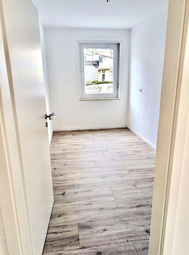 Prenájom bytu 2-izbový 61 m², Westliche Ringstraße 15, Frankenthal, Porýnie-Falcko Prenájom bytu 2-izbový 61 m², Westliche Ringstraße 15, Frankenthal, Porýnie-Falcko