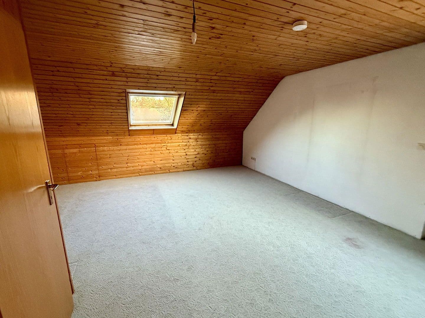 Predaj domu 122 m², pozemek 302 m², Welzheim, Bádensko-Wurttembersko Predaj domu 122 m², pozemek 302 m², Welzheim, Bádensko-Wurttembersko