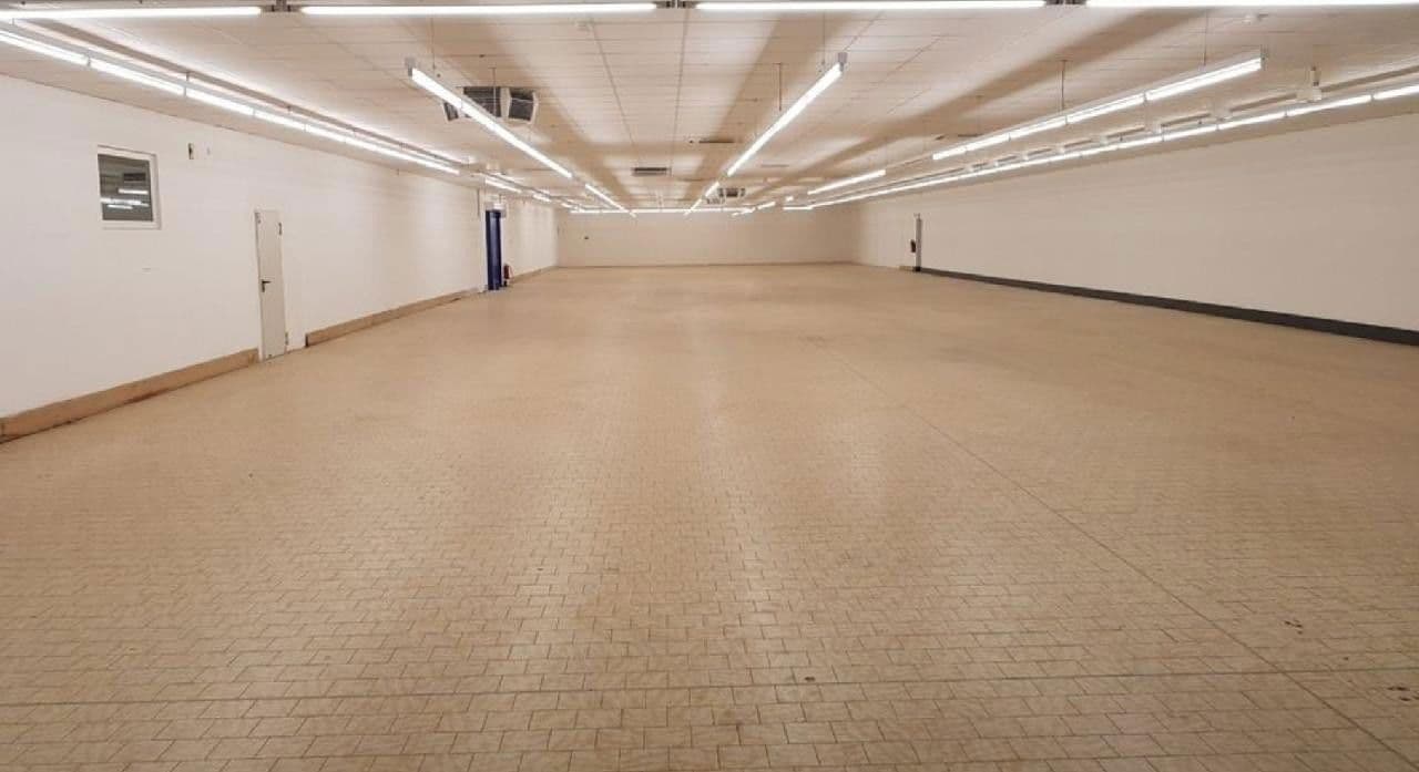 Predaj nebytového priestoru 6.350 m², Am Westbahnhof 3, Tostedt, Dolné Sasko Predaj nebytového priestoru 6.350 m², Am Westbahnhof 3, Tostedt, Dolné Sasko