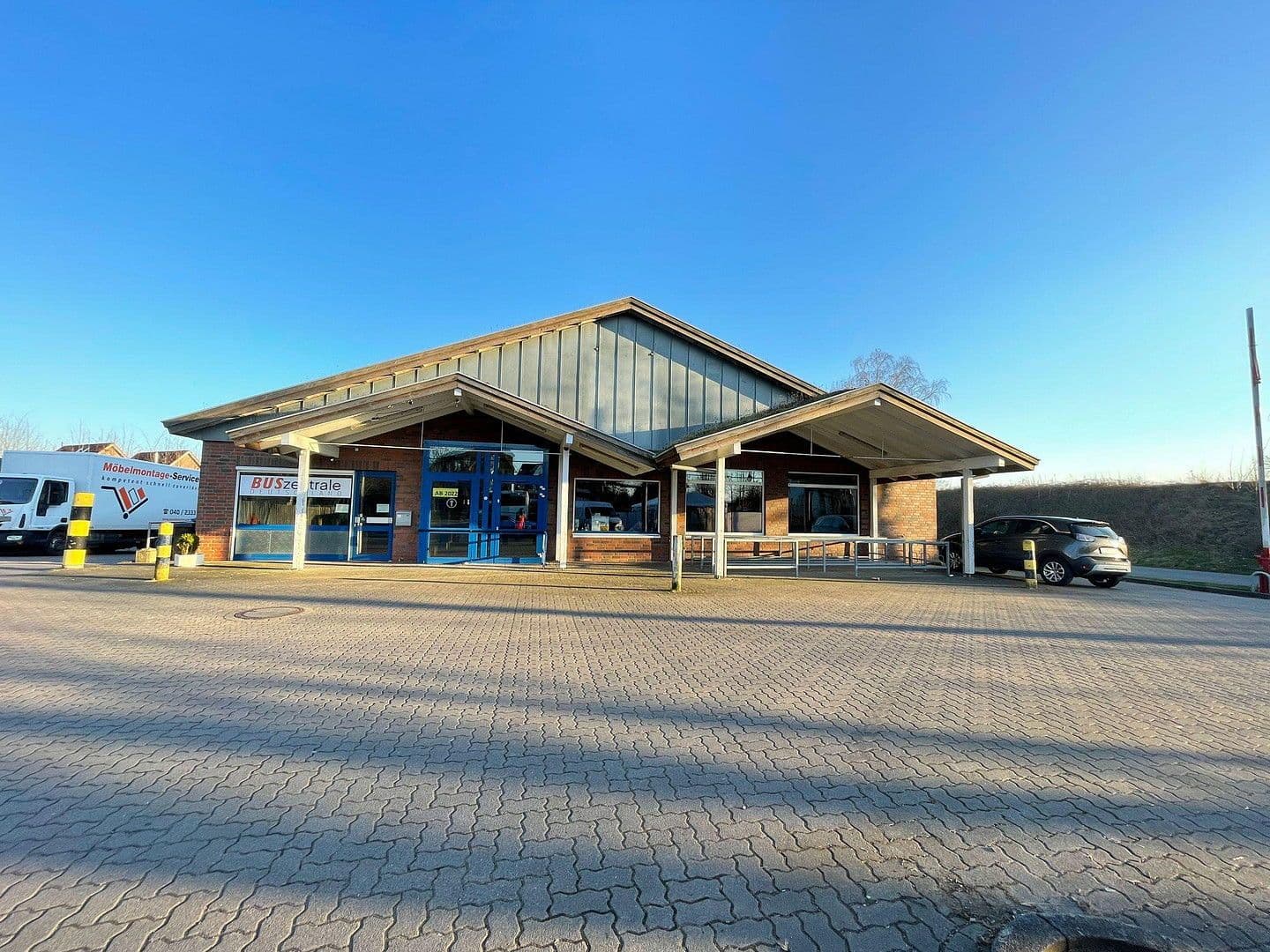 Predaj nebytového priestoru 6.350 m², Am Westbahnhof 3, Tostedt, Dolné Sasko Predaj nebytového priestoru 6.350 m², Am Westbahnhof 3, Tostedt, Dolné Sasko