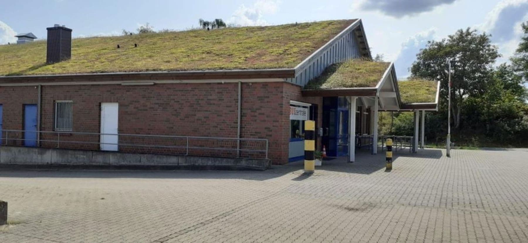 Predaj nebytového priestoru 6.350 m², Am Westbahnhof 3, Tostedt, Dolné Sasko Predaj nebytového priestoru 6.350 m², Am Westbahnhof 3, Tostedt, Dolné Sasko