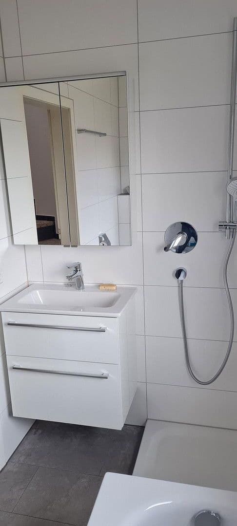 Prenájom domu 107 m², pozemek 239 m², Ehningen, Bádensko-Wurttembersko Prenájom domu 107 m², pozemek 239 m², Ehningen, Bádensko-Wurttembersko