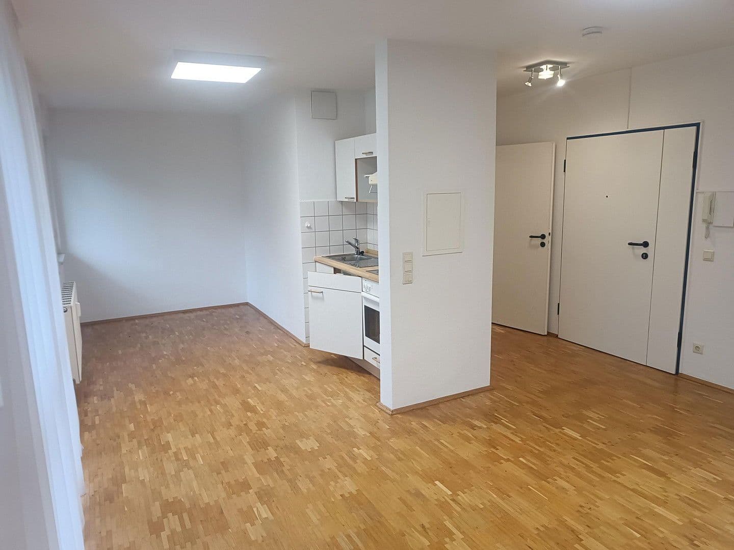 Prenájom bytu 1-izbový 38 m², Kempener Straße 33, Krefeld, Severné Porýnie - Westfálsko Prenájom bytu 1-izbový 38 m², Kempener Straße 33, Krefeld, Severné Porýnie - Westfálsko