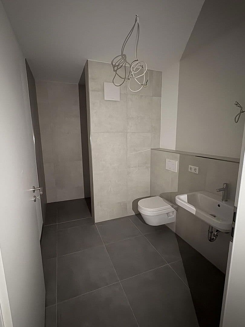 Prenájom bytu 2-izbový 75 m², Eschringerstraße, Saarbrücken, Sársko Prenájom bytu 2-izbový 75 m², Eschringerstraße, Saarbrücken, Sársko