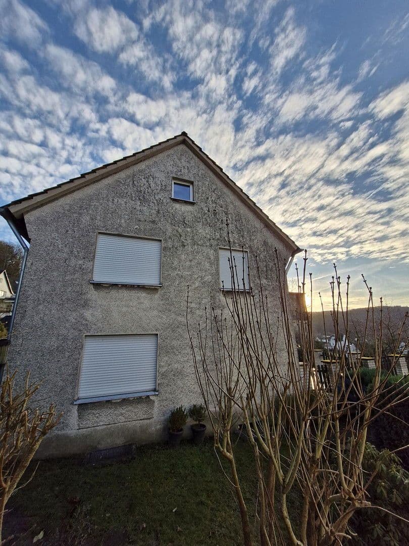 Predaj domu 125 m², pozemek 891 m², Niedermöllerstr. 17, Altena, Severné Porýnie - Westfálsko Predaj domu 125 m², pozemek 891 m², Niedermöllerstr. 17, Altena, Severné Porýnie - Westfálsko