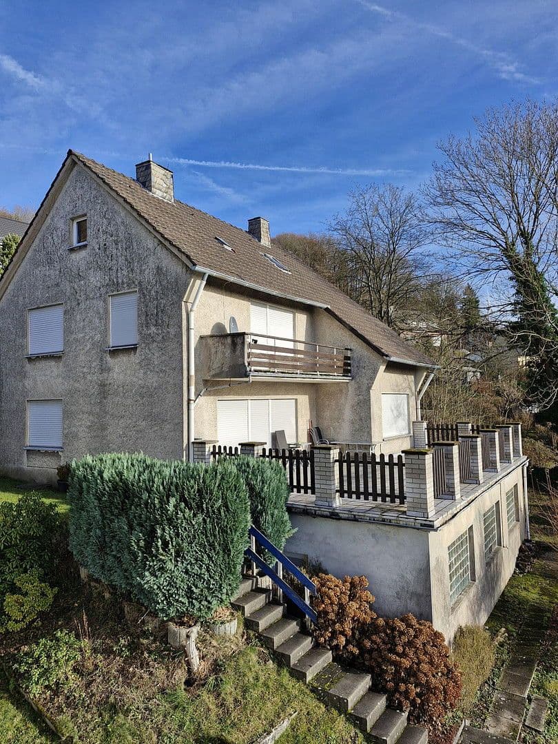 Predaj domu 125 m², pozemek 891 m², Niedermöllerstr. 17, Altena, Severné Porýnie - Westfálsko Predaj domu 125 m², pozemek 891 m², Niedermöllerstr. 17, Altena, Severné Porýnie - Westfálsko