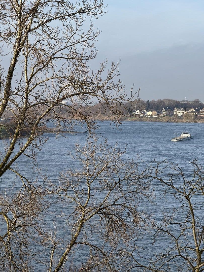 Prenájom bytu 3-izbový 70 m², Köln, Severné Porýnie - Westfálsko Prenájom bytu 3-izbový 70 m², Köln, Severné Porýnie - Westfálsko