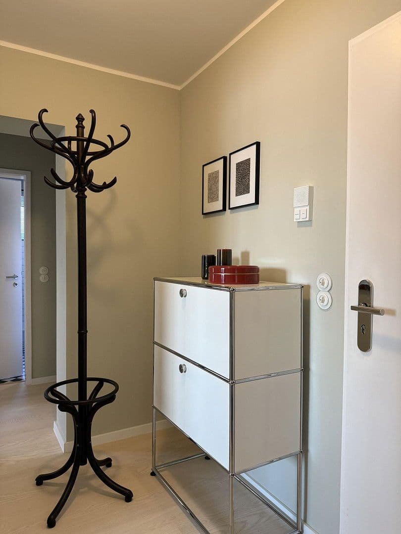 Prenájom bytu 3-izbový 70 m², Köln, Severné Porýnie - Westfálsko Prenájom bytu 3-izbový 70 m², Köln, Severné Porýnie - Westfálsko