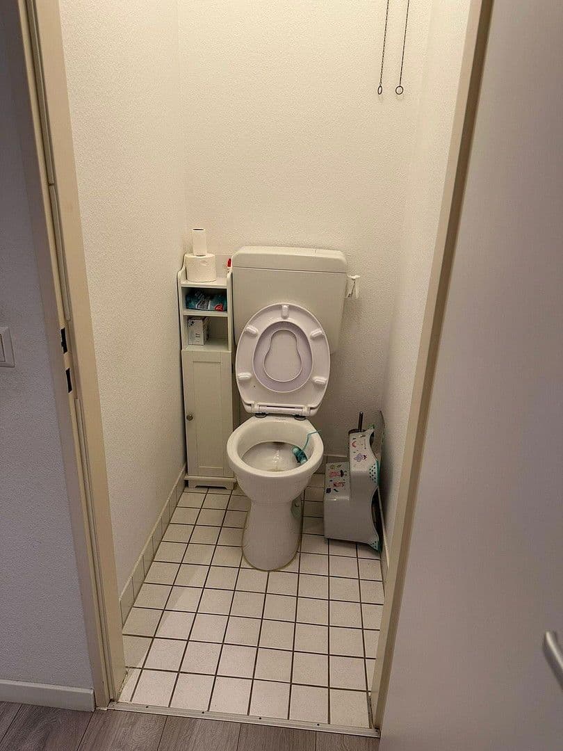 Prenájom bytu 4-izbový 84 m², Röttelnblick 1, Lörrach, Bádensko-Wurttembersko Prenájom bytu 4-izbový 84 m², Röttelnblick 1, Lörrach, Bádensko-Wurttembersko