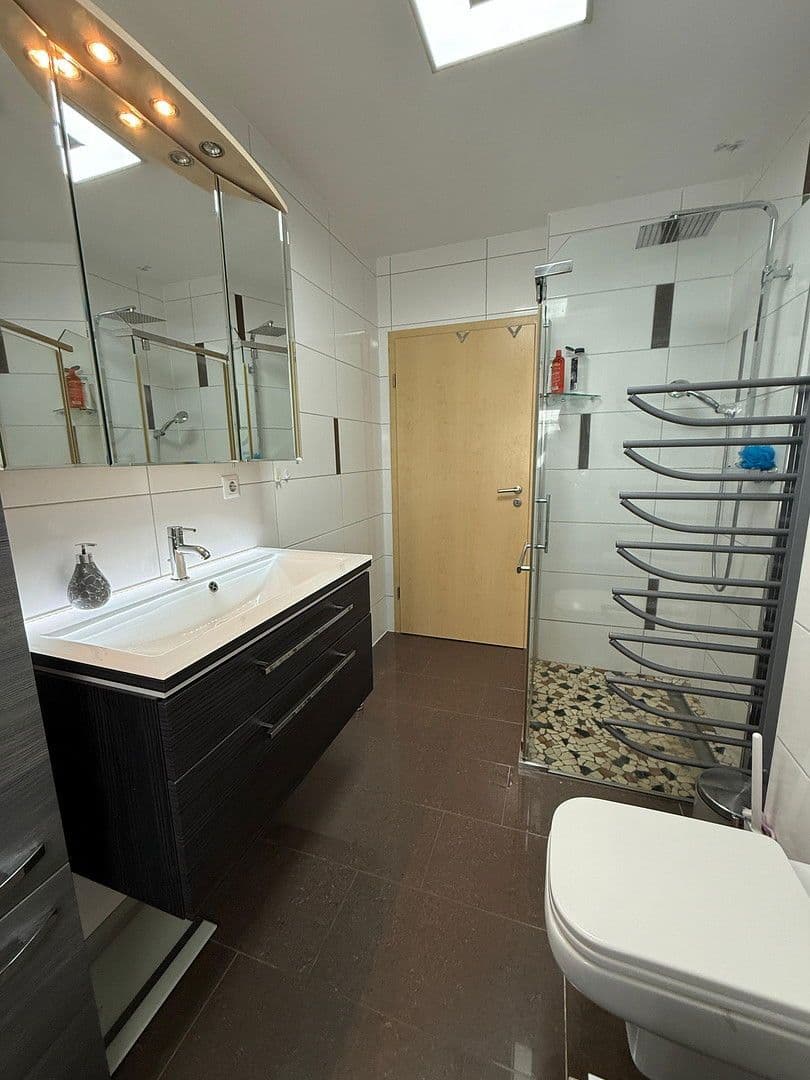 Predaj domu 159 m², pozemek 654 m², Mering, Bavorsko Predaj domu 159 m², pozemek 654 m², Mering, Bavorsko