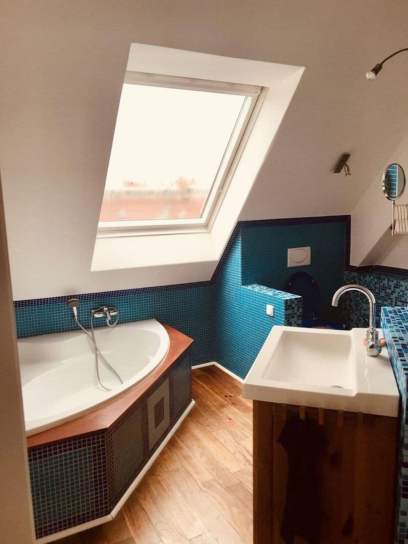 Predaj bytu 4-izbový 112 m², Berlin, Berlín Predaj bytu 4-izbový 112 m², Berlin, Berlín