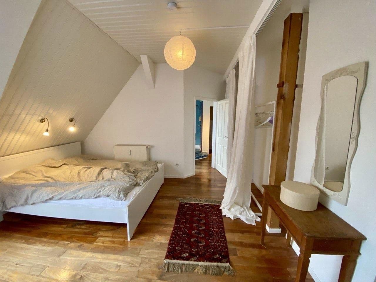 Predaj bytu 4-izbový 112 m², Berlin, Berlín Predaj bytu 4-izbový 112 m², Berlin, Berlín