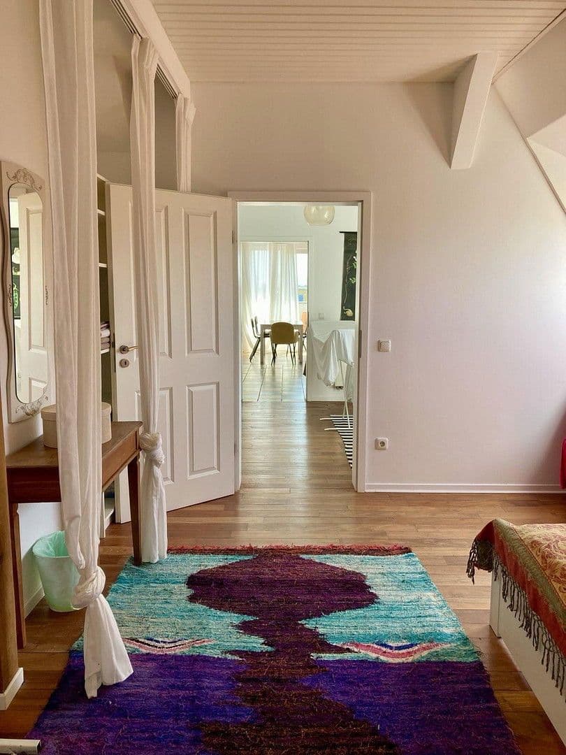 Predaj bytu 4-izbový 112 m², Berlin, Berlín Predaj bytu 4-izbový 112 m², Berlin, Berlín