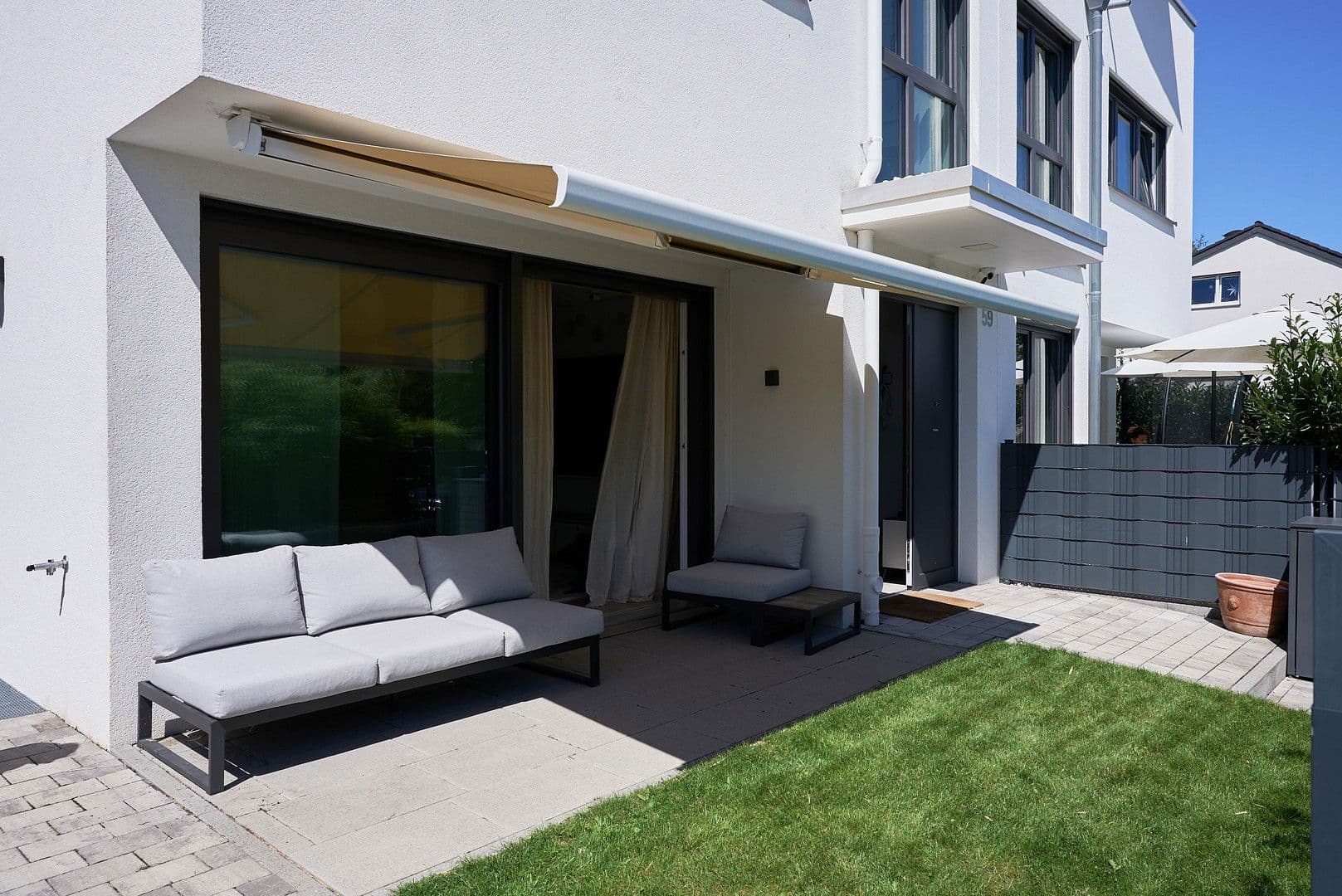 Predaj domu 159 m², pozemek 179 m², Offenbach am Main, Hesensko Predaj domu 159 m², pozemek 179 m², Offenbach am Main, Hesensko