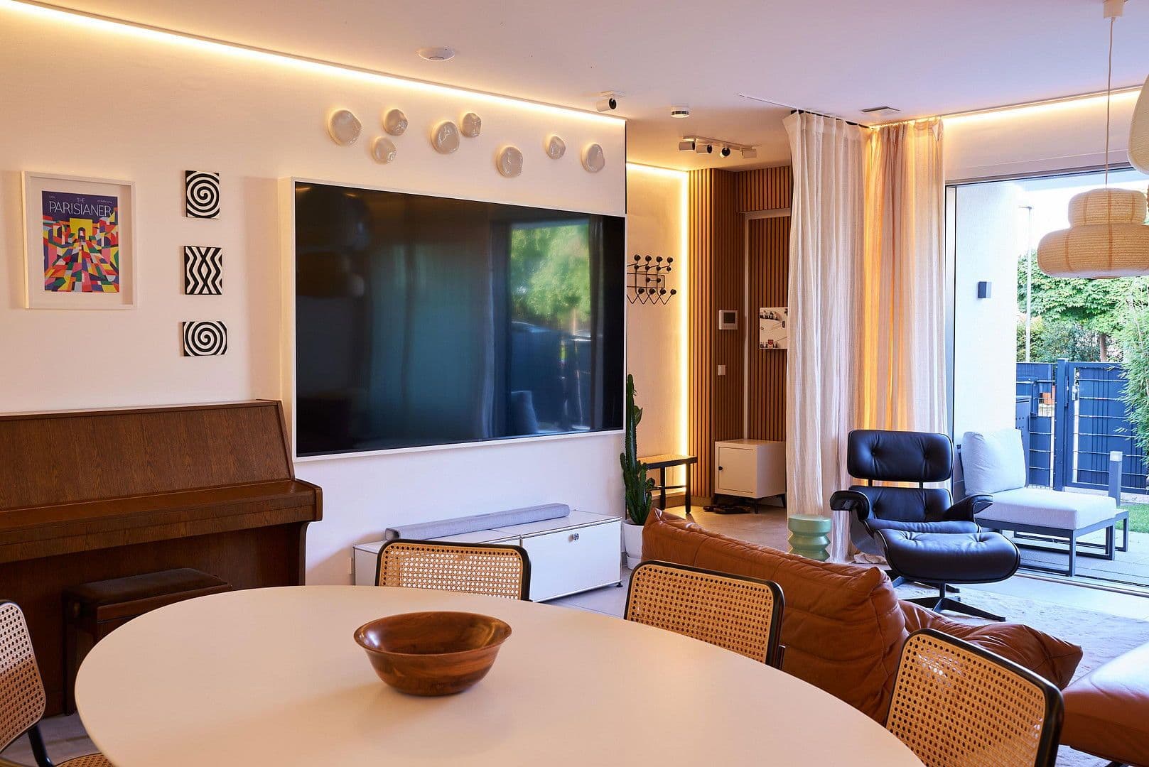 Predaj domu 159 m², pozemek 179 m², Offenbach am Main, Hesensko Predaj domu 159 m², pozemek 179 m², Offenbach am Main, Hesensko