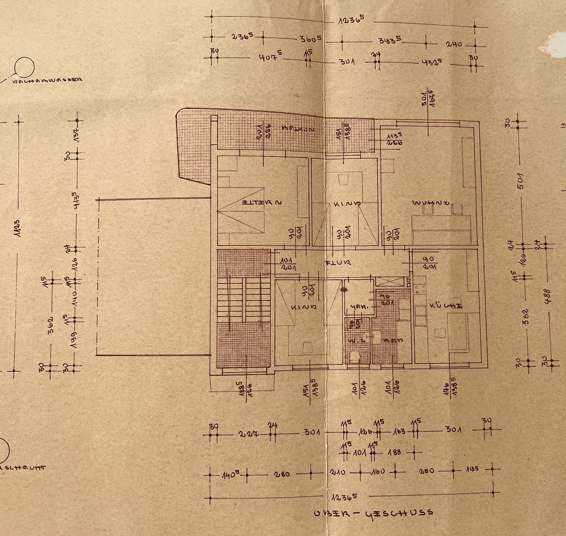 Prenájom bytu 4-izbový 100 m², Straubing, Bavorsko Prenájom bytu 4-izbový 100 m², Straubing, Bavorsko