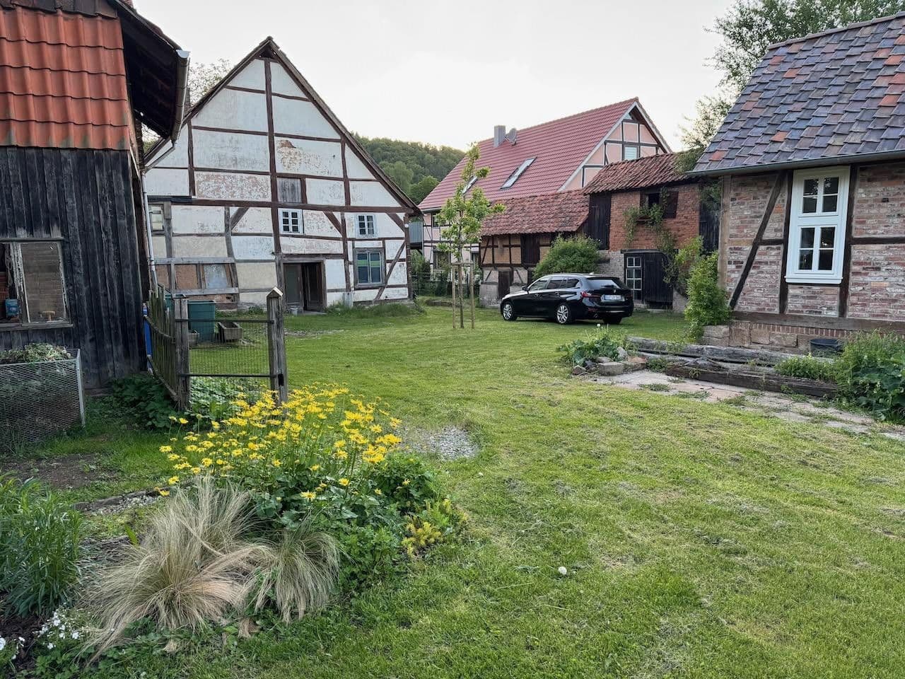Predaj domu 240 m², pozemek 1.700 m², Flößerweg 20, Hann. Münden, Dolné Sasko Predaj domu 240 m², pozemek 1.700 m², Flößerweg 20, Hann. Münden, Dolné Sasko