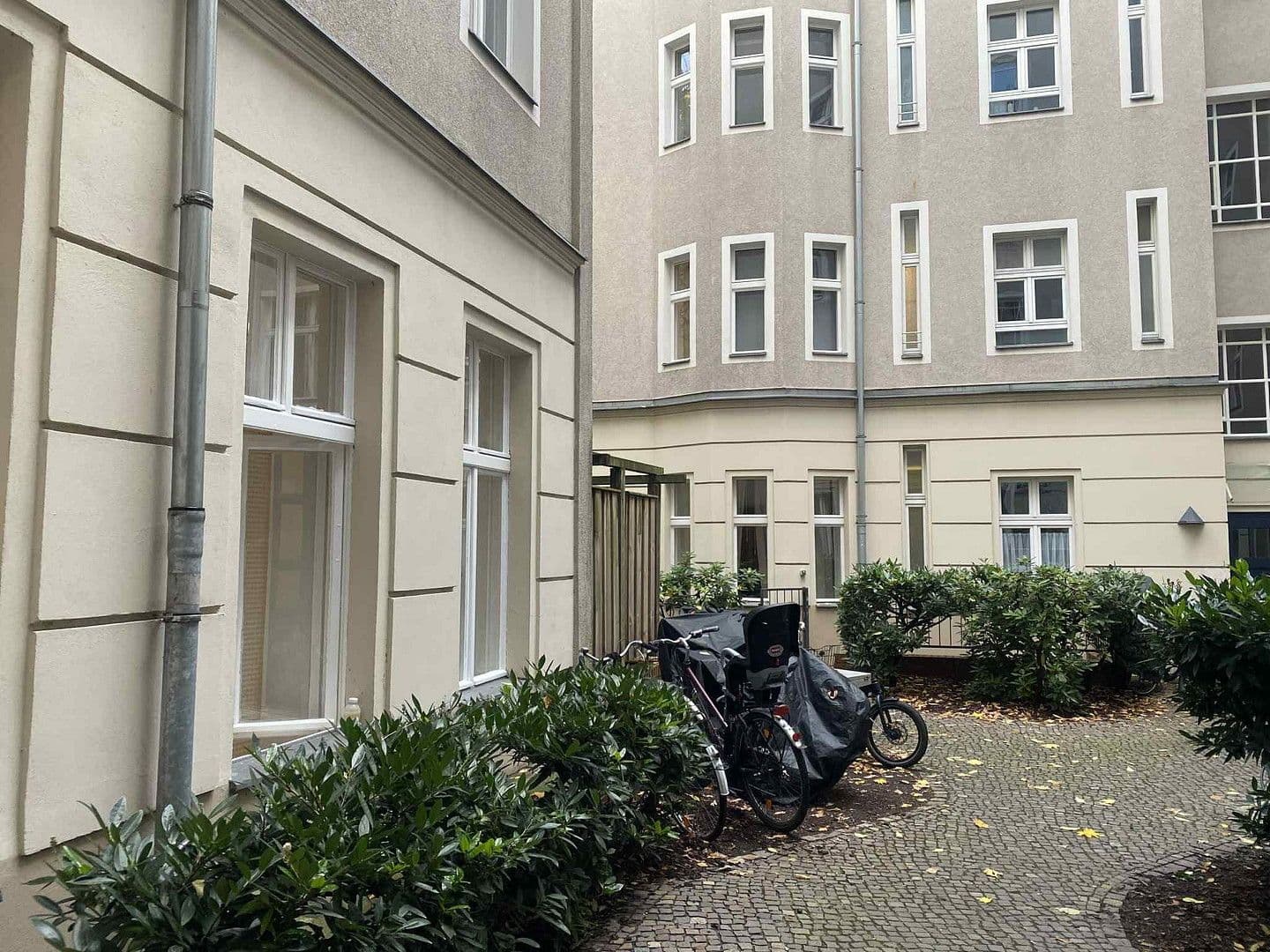 Prenájom bytu 3-izbový 72 m², Olbersstr. 4, Berlin, Berlín Prenájom bytu 3-izbový 72 m², Olbersstr. 4, Berlin, Berlín