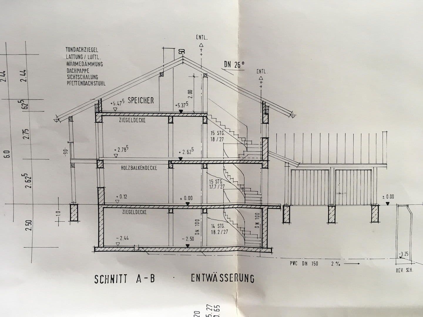 Predaj domu 260 m², pozemek 705 m², Grabenstätt, Bavorsko Predaj domu 260 m², pozemek 705 m², Grabenstätt, Bavorsko