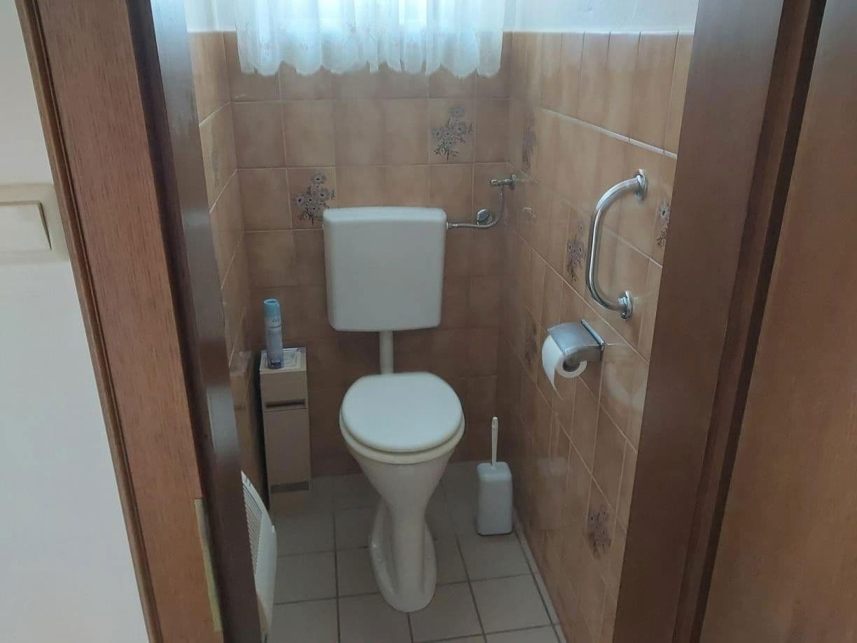 Predaj domu 260 m², pozemek 1.000 m², Hausbach 56, Schwarzenau, Dolné Rakúsko Predaj domu 260 m², pozemek 1.000 m², Hausbach 56, Schwarzenau, Dolné Rakúsko