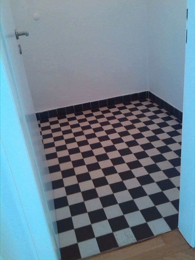 Prenájom bytu 2-izbový 68 m², Düsseldorf, Severné Porýnie - Westfálsko Prenájom bytu 2-izbový 68 m², Düsseldorf, Severné Porýnie - Westfálsko