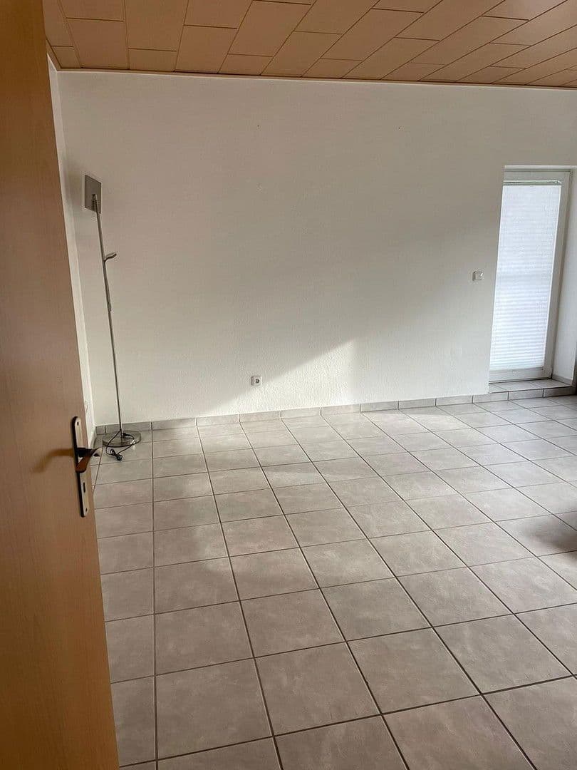 Prenájom bytu 3-izbový 80 m², Antoniusstraße Nr.43, Dorsten, Severné Porýnie - Westfálsko Prenájom bytu 3-izbový 80 m², Antoniusstraße Nr.43, Dorsten, Severné Porýnie - Westfálsko