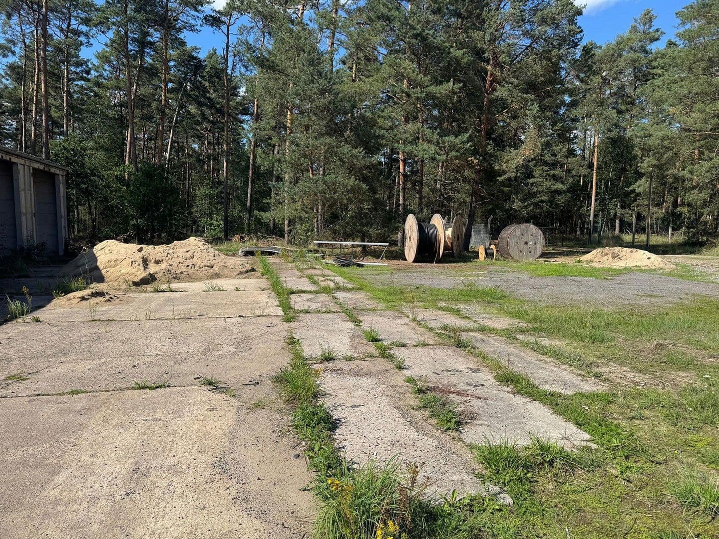 Prenájom garáže 100 m², Bad Belzig, Brandenbursko Prenájom garáže 100 m², Bad Belzig, Brandenbursko