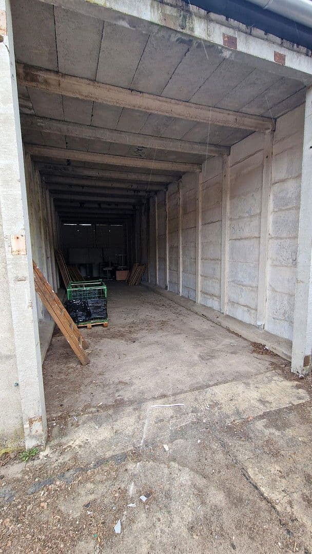 Prenájom garáže 100 m², Bad Belzig, Brandenbursko Prenájom garáže 100 m², Bad Belzig, Brandenbursko