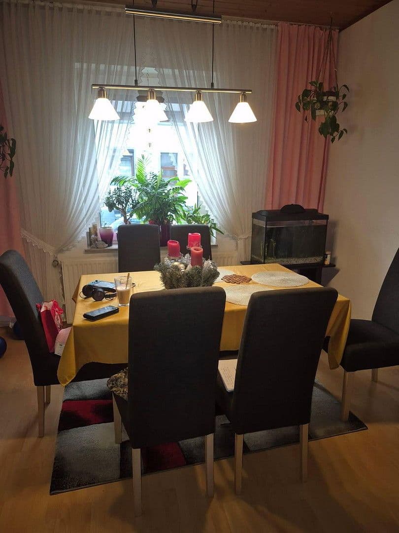 Predaj domu 130 m², pozemek 200 m², Bremen, Brémy Predaj domu 130 m², pozemek 200 m², Bremen, Brémy