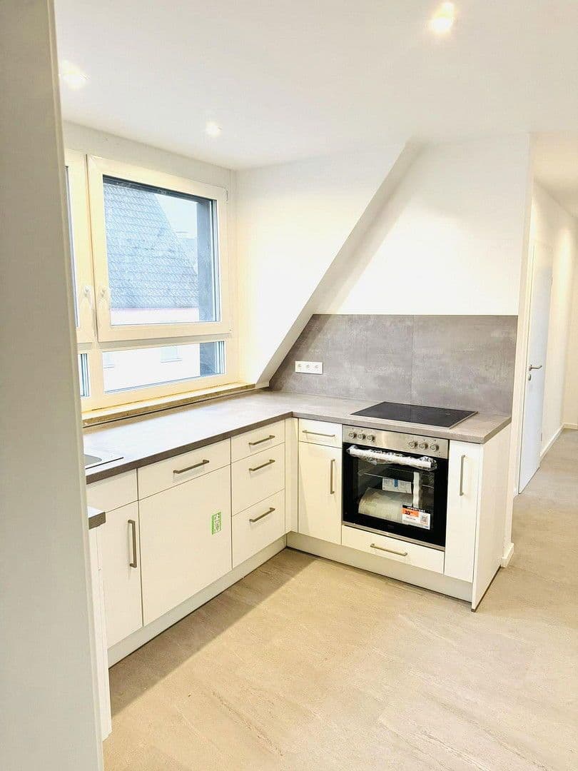 Prenájom bytu 3-izbový 86 m², Windsbach, Bavorsko Prenájom bytu 3-izbový 86 m², Windsbach, Bavorsko