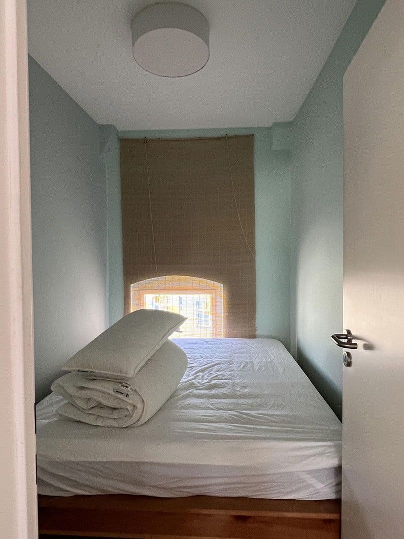 Prenájom bytu 1-izbový 112 m², Berlin, Berlín Prenájom bytu 1-izbový 112 m², Berlin, Berlín