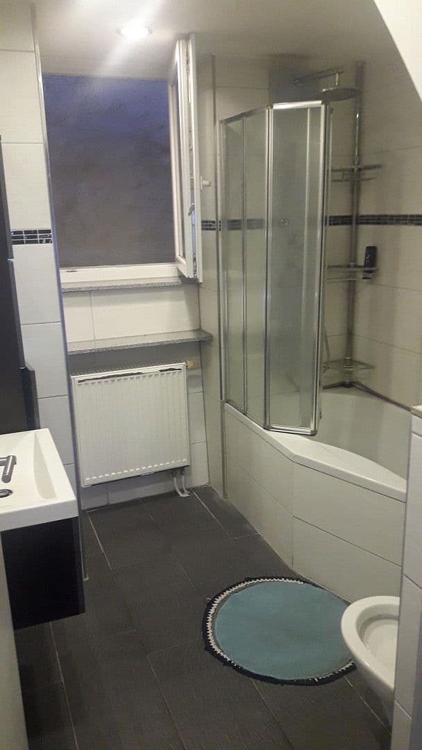 Prenájom bytu 1-izbový 23 m², Schlossstr. 6, Niefern-Öschelbronn, Bádensko-Wurttembersko Prenájom bytu 1-izbový 23 m², Schlossstr. 6, Niefern-Öschelbronn, Bádensko-Wurttembersko