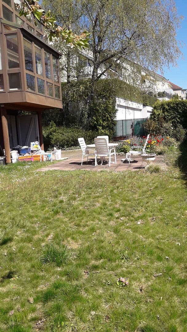 Prenájom bytu 3-izbový 100 m², Oberer Wingertweg 8, Pforzheim, Bádensko-Wurttembersko Prenájom bytu 3-izbový 100 m², Oberer Wingertweg 8, Pforzheim, Bádensko-Wurttembersko