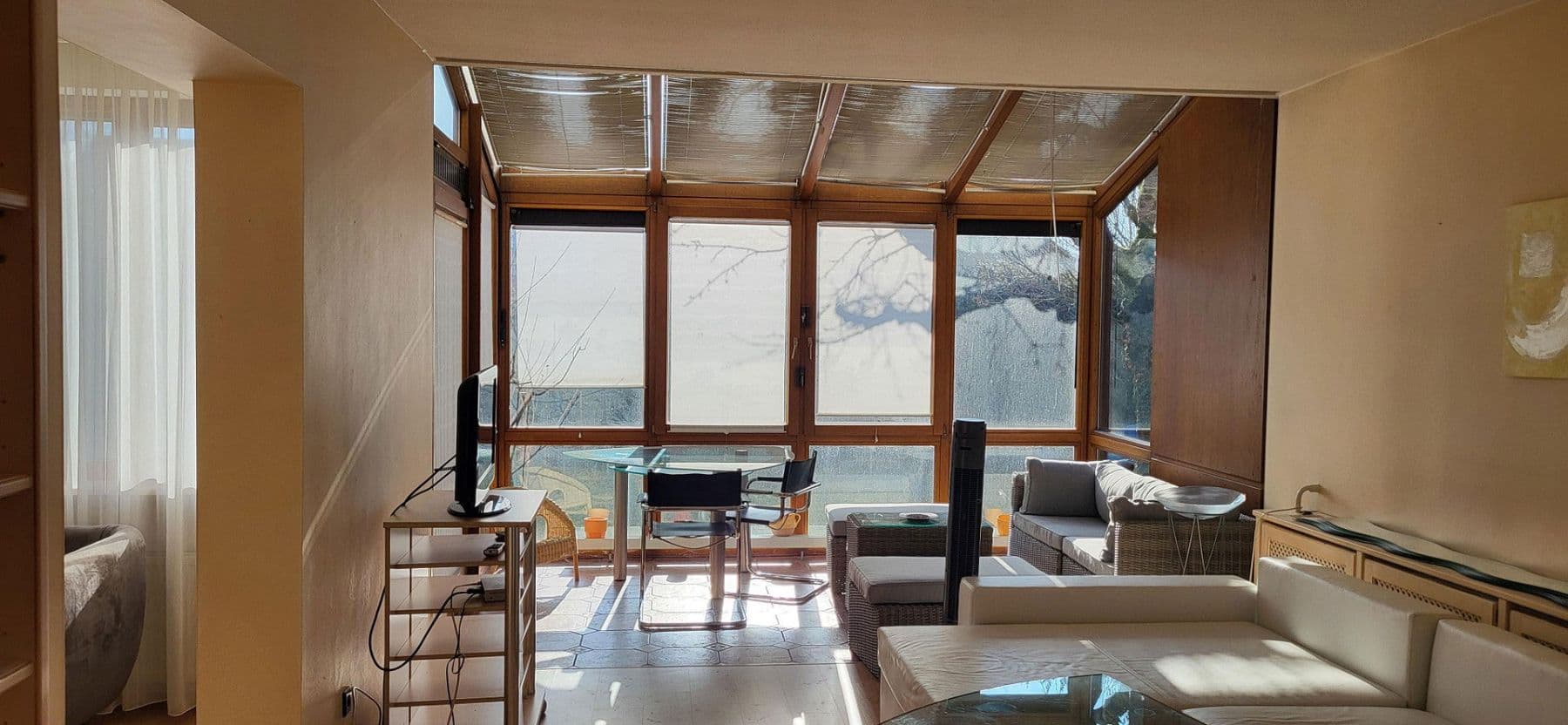 Prenájom bytu 3-izbový 100 m², Oberer Wingertweg 8, Pforzheim, Bádensko-Wurttembersko Prenájom bytu 3-izbový 100 m², Oberer Wingertweg 8, Pforzheim, Bádensko-Wurttembersko