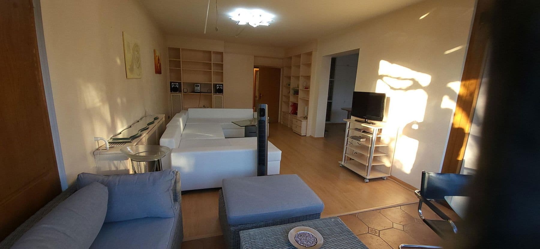 Prenájom bytu 3-izbový 100 m², Oberer Wingertweg 8, Pforzheim, Bádensko-Wurttembersko Prenájom bytu 3-izbový 100 m², Oberer Wingertweg 8, Pforzheim, Bádensko-Wurttembersko