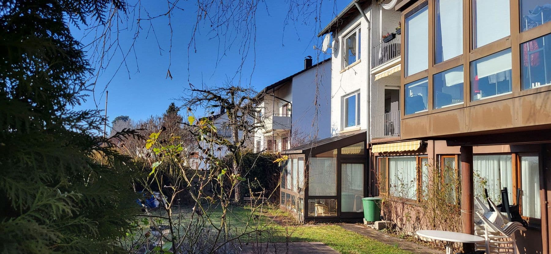 Prenájom bytu 3-izbový 100 m², Oberer Wingertweg 8, Pforzheim, Bádensko-Wurttembersko Prenájom bytu 3-izbový 100 m², Oberer Wingertweg 8, Pforzheim, Bádensko-Wurttembersko