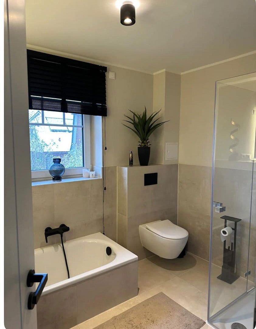 Predaj domu 108 m², pozemek 161 m², Halstenbek, Šlezvicko-Holštajnsko Predaj domu 108 m², pozemek 161 m², Halstenbek, Šlezvicko-Holštajnsko