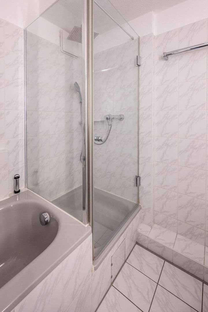 Predaj bytu 3-izbový 86 m², Am Carlusbaum, Bad Soden am Taunus, Hesensko Predaj bytu 3-izbový 86 m², Am Carlusbaum, Bad Soden am Taunus, Hesensko