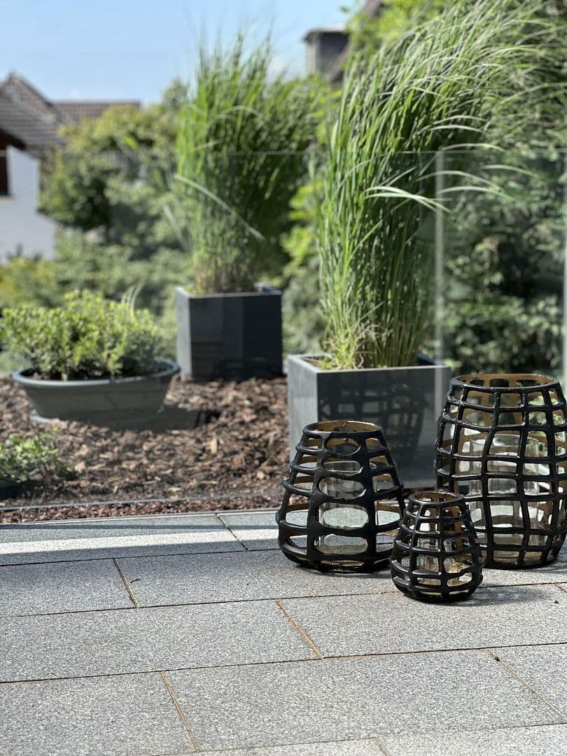 Prenájom bytu 3-izbový 85 m², Bergische-Landstr.262, Düsseldorf, Severné Porýnie - Westfálsko Prenájom bytu 3-izbový 85 m², Bergische-Landstr.262, Düsseldorf, Severné Porýnie - Westfálsko