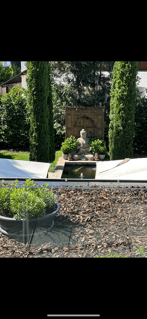 Prenájom bytu 3-izbový 85 m², Bergische-Landstr.262, Düsseldorf, Severné Porýnie - Westfálsko Prenájom bytu 3-izbový 85 m², Bergische-Landstr.262, Düsseldorf, Severné Porýnie - Westfálsko