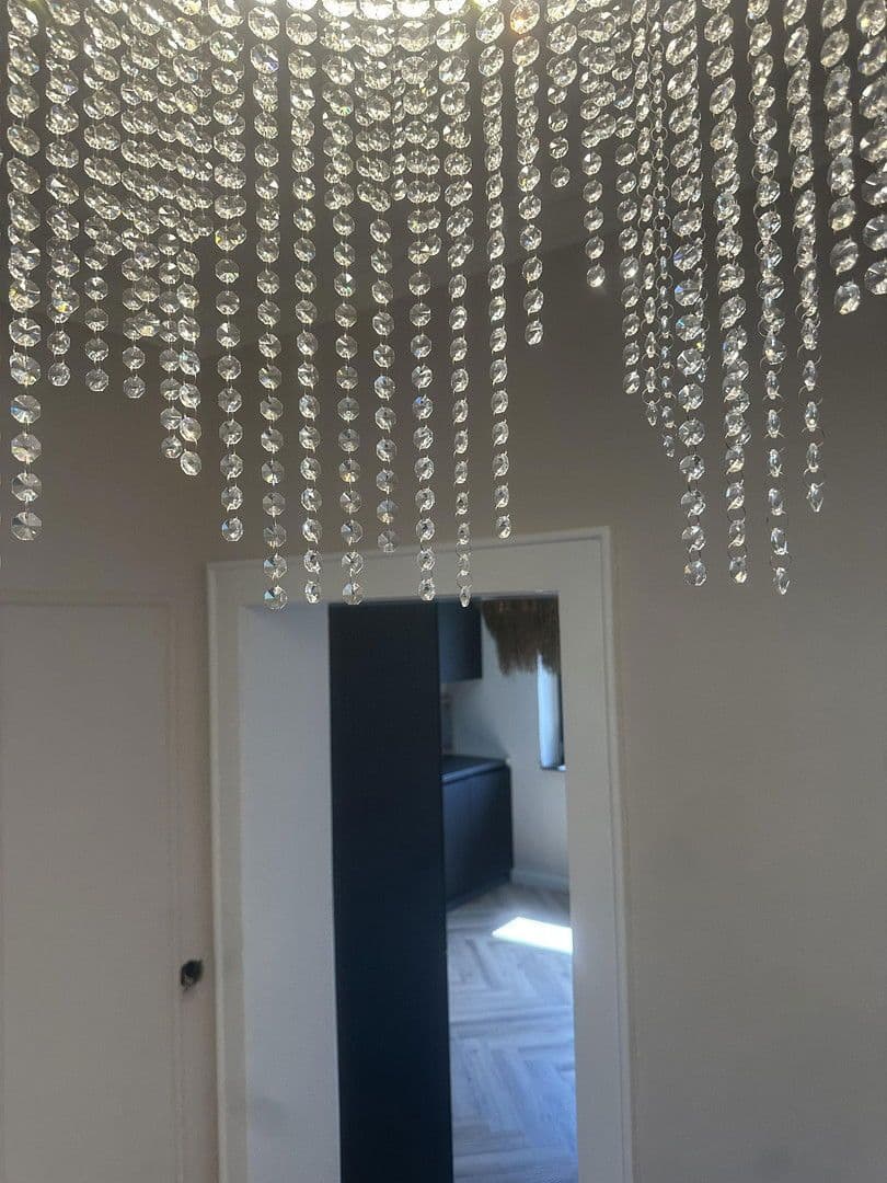 Prenájom bytu 3-izbový 85 m², Bergische-Landstr.262, Düsseldorf, Severné Porýnie - Westfálsko Prenájom bytu 3-izbový 85 m², Bergische-Landstr.262, Düsseldorf, Severné Porýnie - Westfálsko